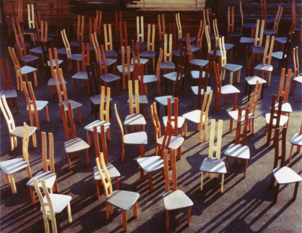 樹種を変えて200脚以上の椅子を製作してきたシリーズ「BOSCO」
