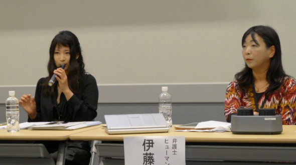 くるみんアロマさん（左）と伊藤和子さん